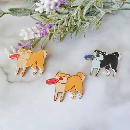 Frisbee in Face Enamel Pin - Shiba Inu