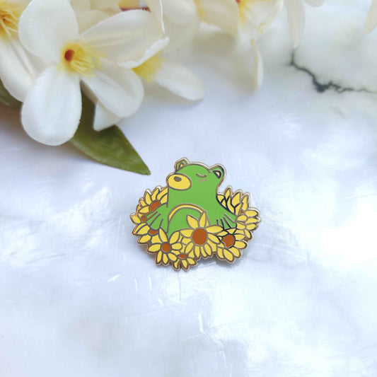 Flowery Big Bois Pokémon Enamel Pins - Ursaring (Shiny)